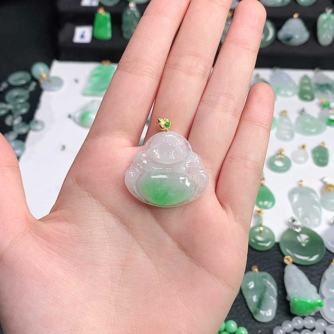 翡翠颈饰未镶嵌甜**几翡翠