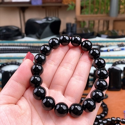 和田玉手链未镶嵌断*