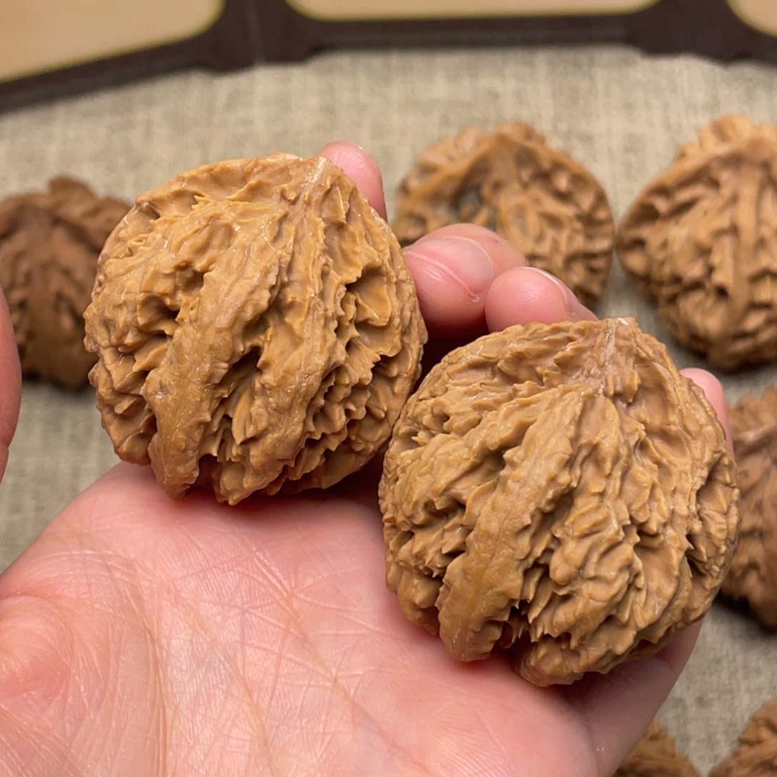 我***人把件文玩核桃秦岭核桃8号