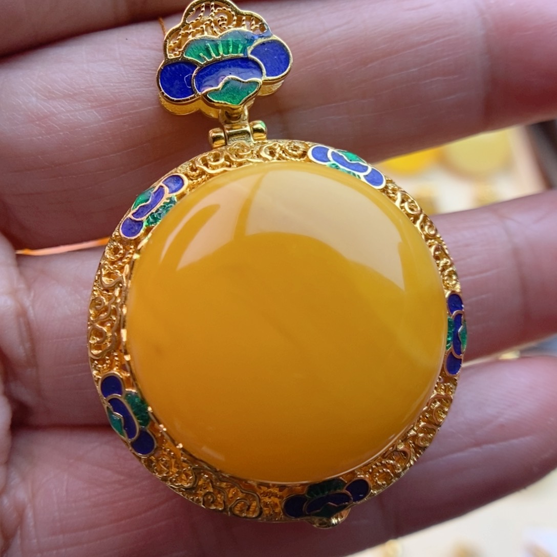 琥珀颈饰银S925镀金镶嵌