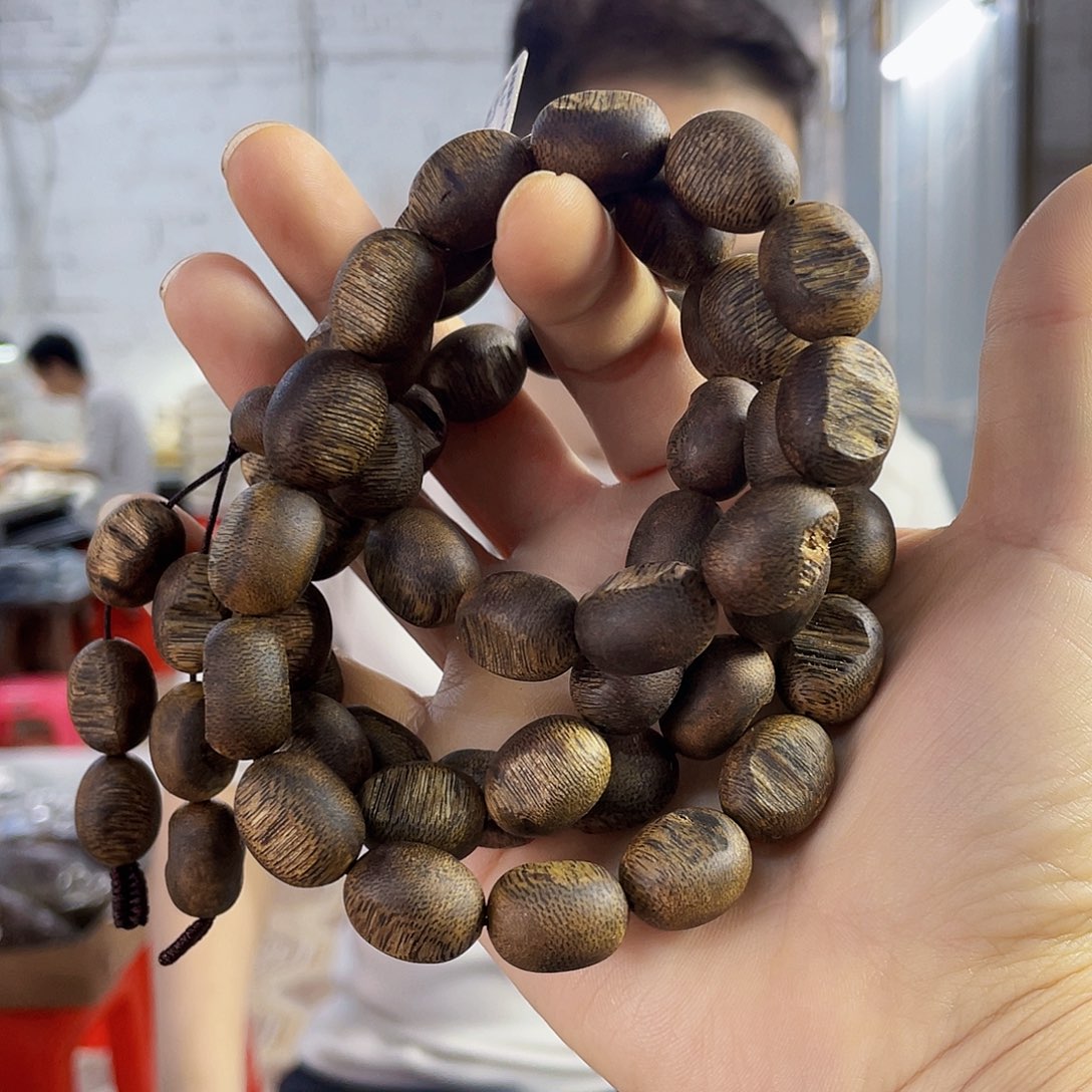沉香手串棋楠老白棋留疤长串1.3/60克多样性发一