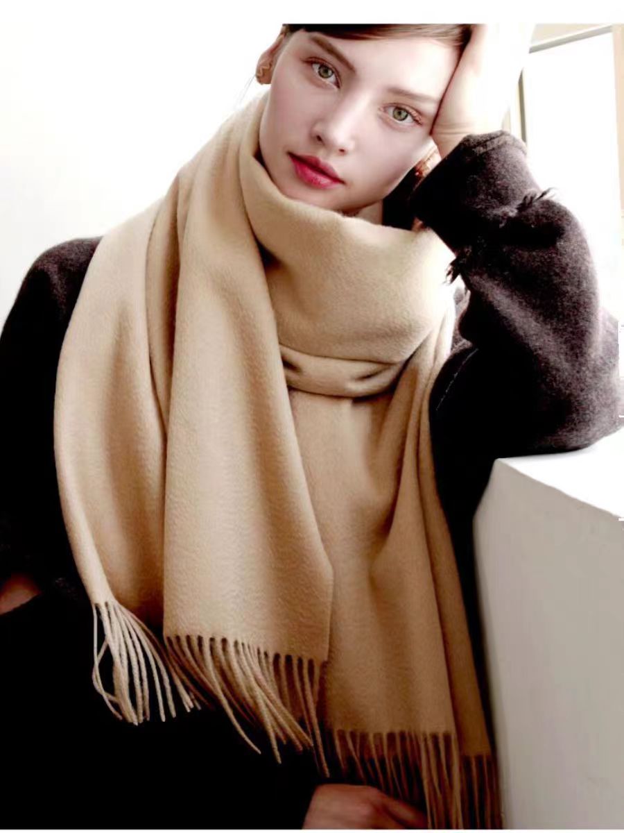 围巾  高质品轻奢披肩两色 以直播间为准