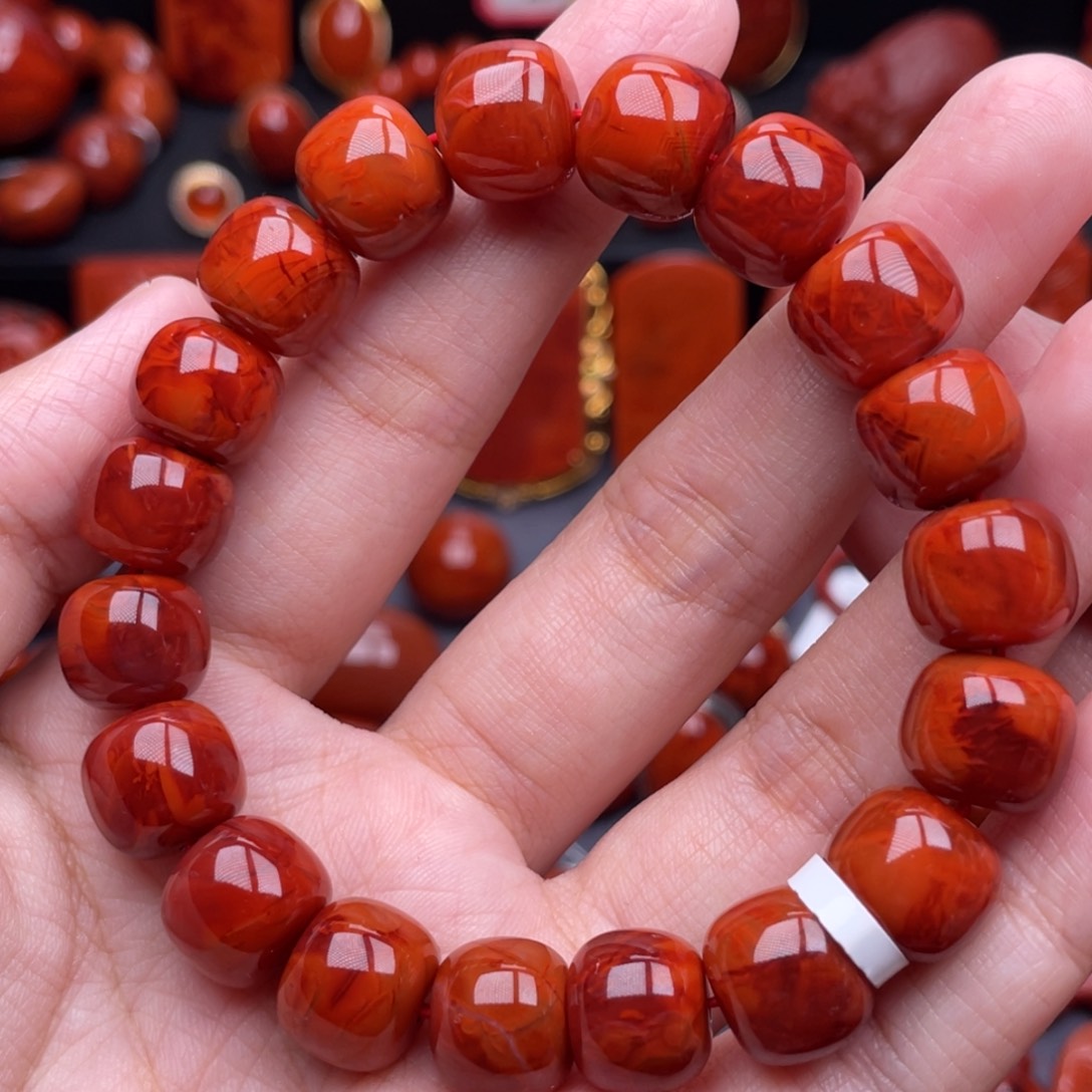 芳***华南红玛瑙未镶嵌珠宝奇石单圈12mm