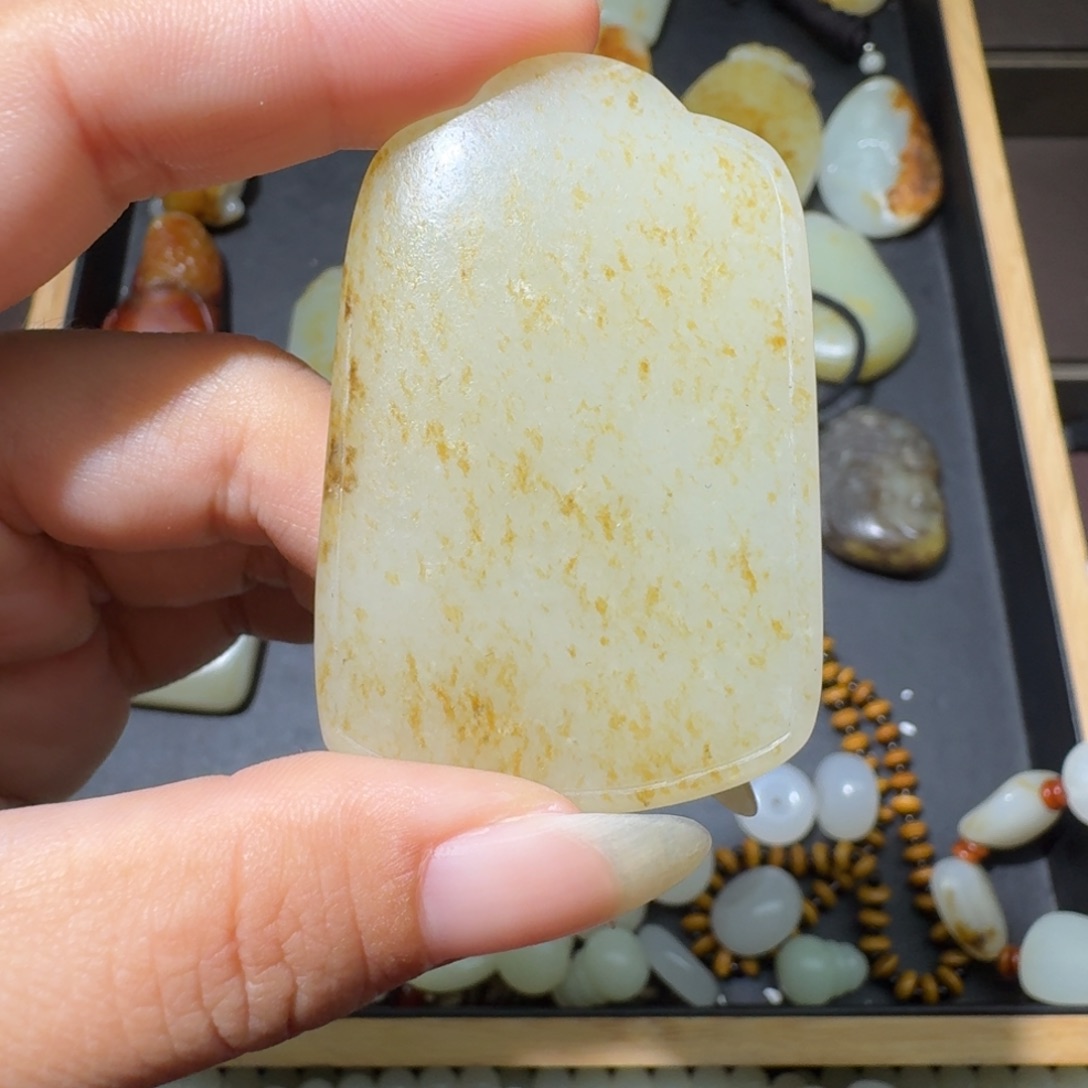 和田玉未镶嵌吊坠(不含链)