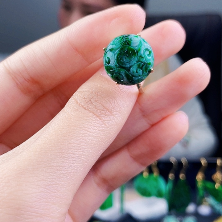 翡翠戒指银S925镶嵌饰品