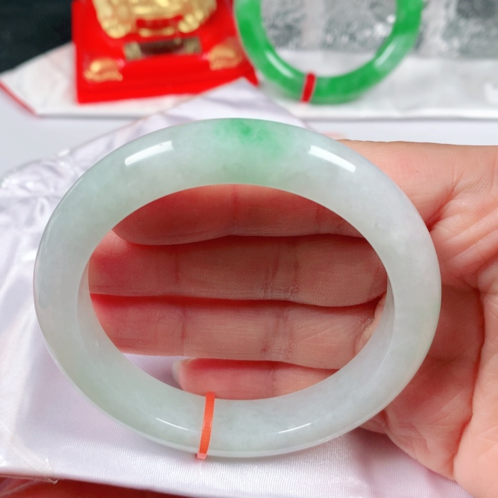 未镶嵌手镯翡翠天**桐 编号ZD1251 正圈57 福利镯