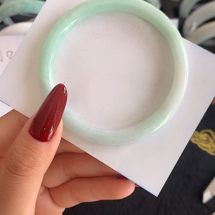 翡翠未镶嵌手镯缅甸a货翡翠手镯