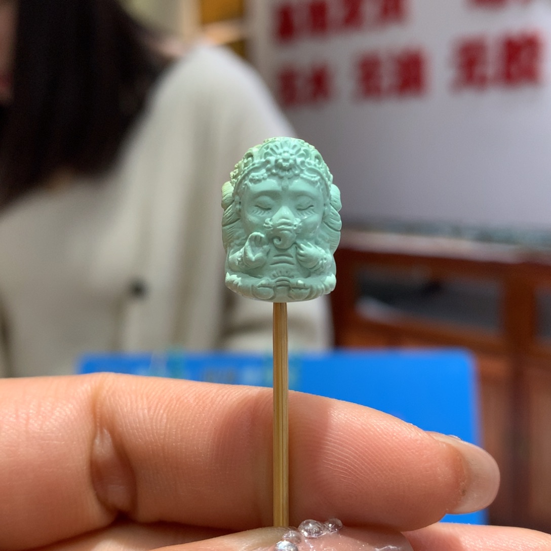 绿松石配饰未镶嵌