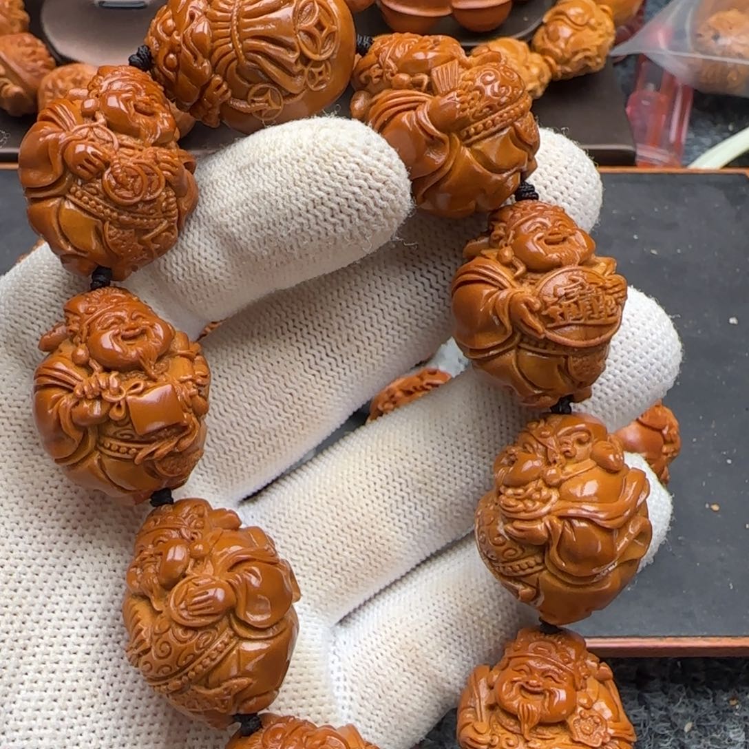 吊坠橄榄核……………………