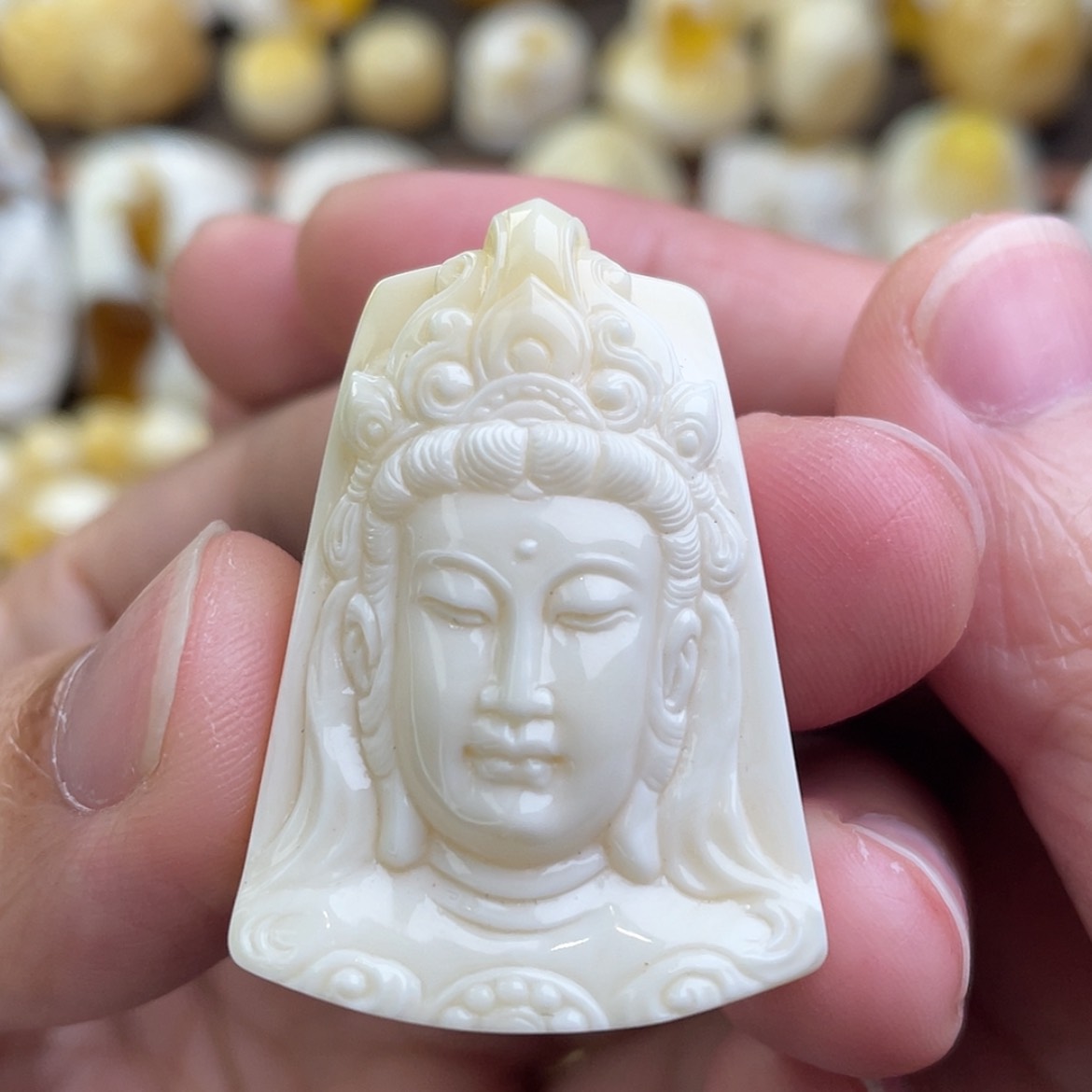 【闪购商品】琥珀裸石未镶嵌琥珀蜜蜡