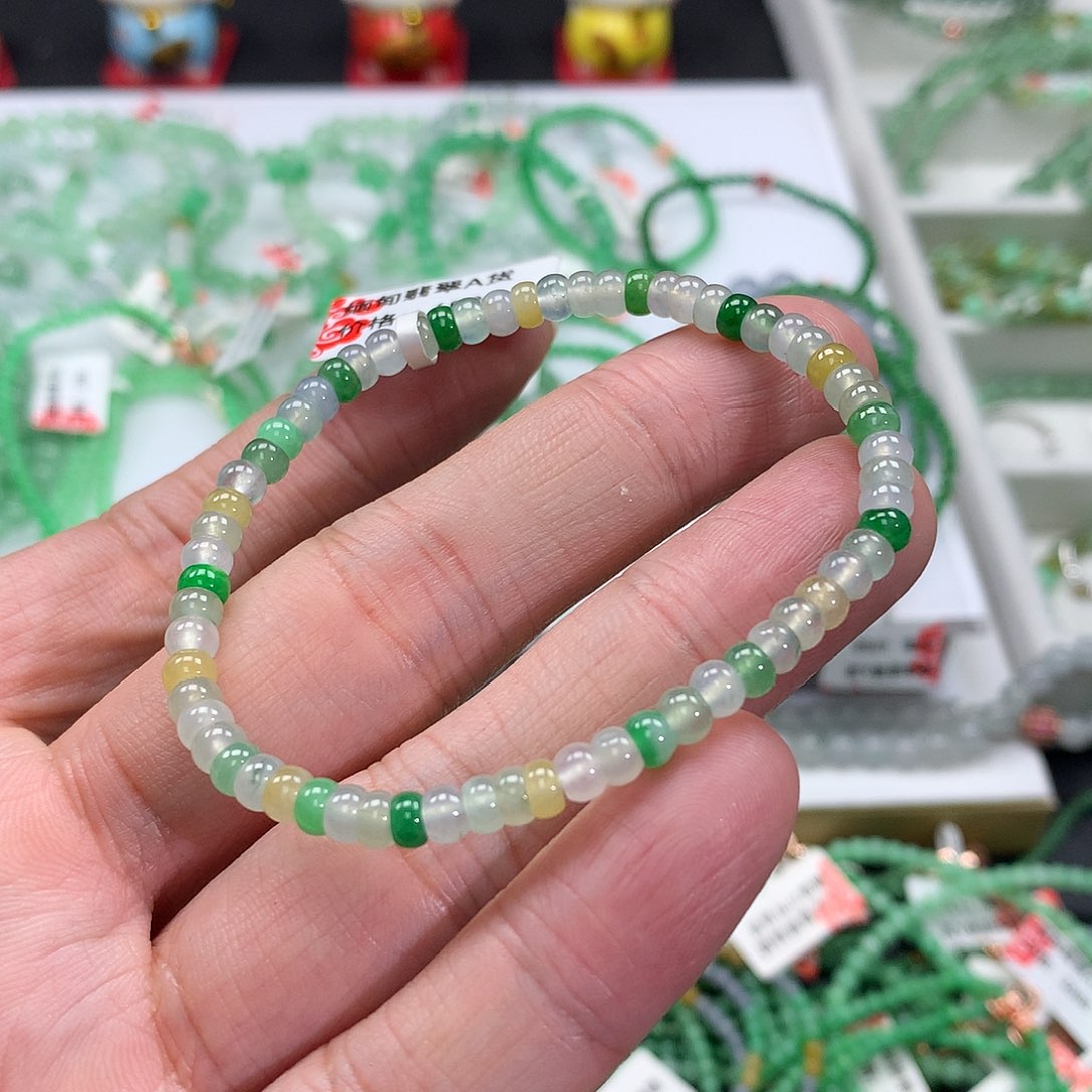 翡翠手链未镶嵌翡翠