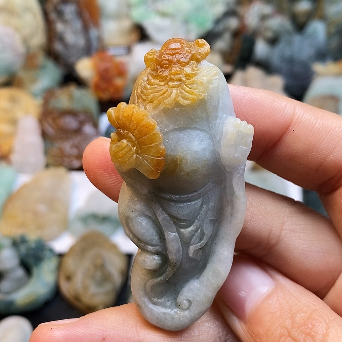 定制翡翠未镶嵌特色a货翡翠