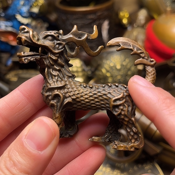 精美铜器批发档口