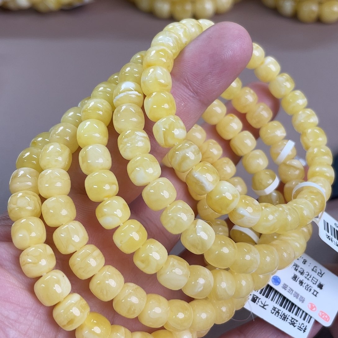 琥珀裸石未镶嵌005多样性发其一