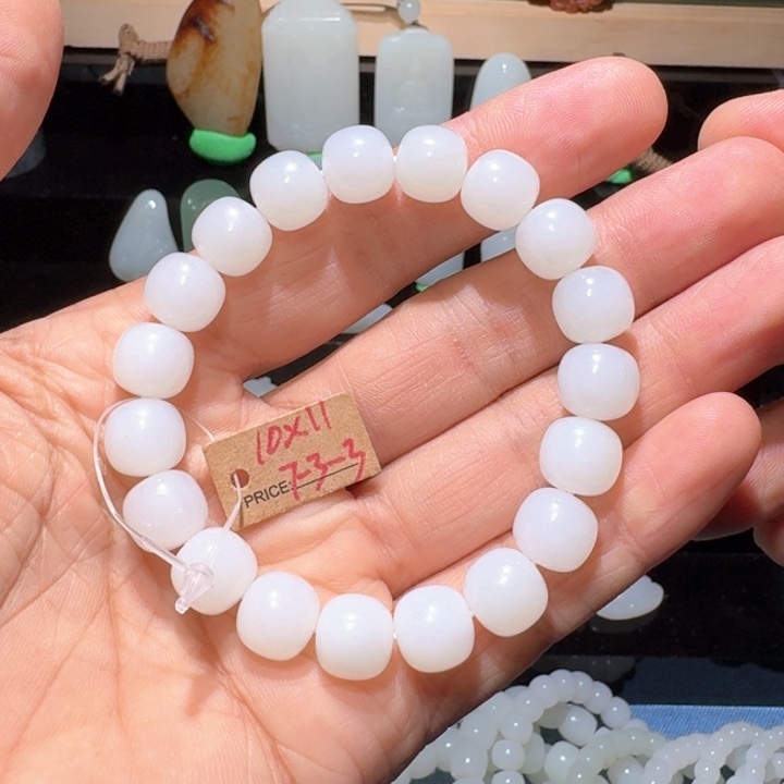 和田玉颈饰未镶嵌和田玉10×11老型