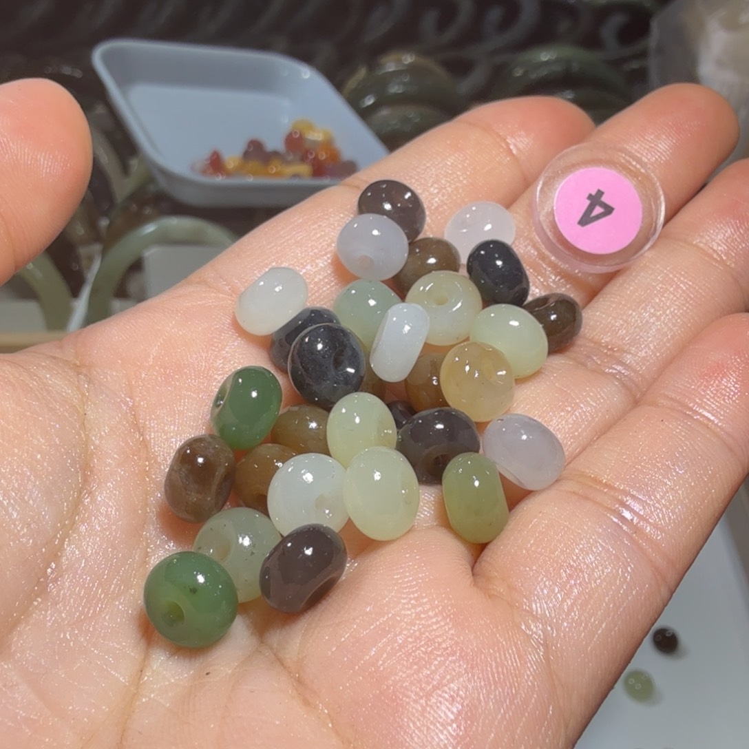 和田玉未镶嵌珠宝奇石