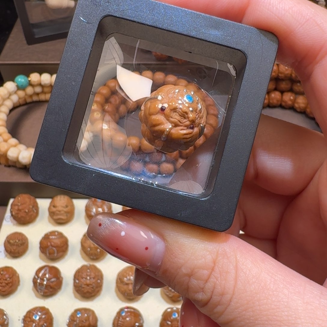 猴头核桃吊坠十***子大黑天