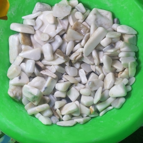 透闪石质玉未镶嵌珠宝半成品L****#