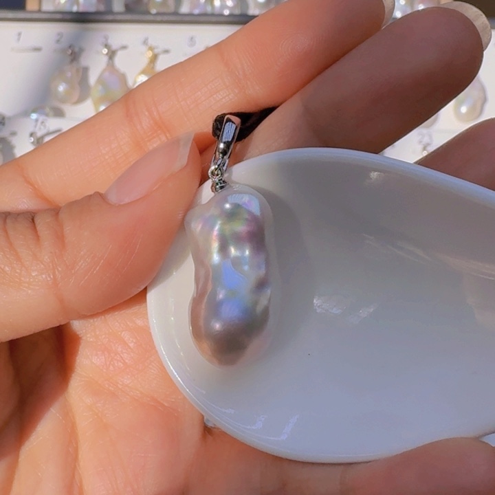 未镶嵌颈饰淡水珍珠