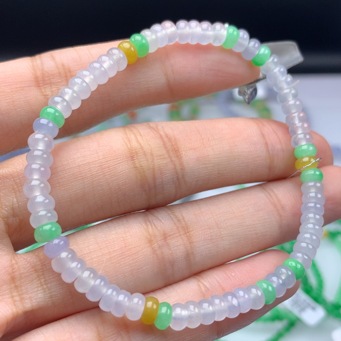 翡翠手链未镶嵌卡