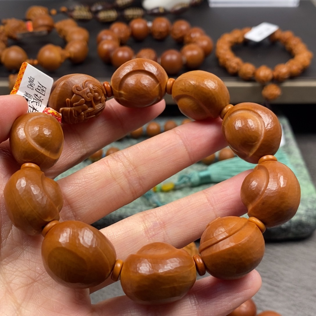 橄榄核手串/手链1.9元宝手串