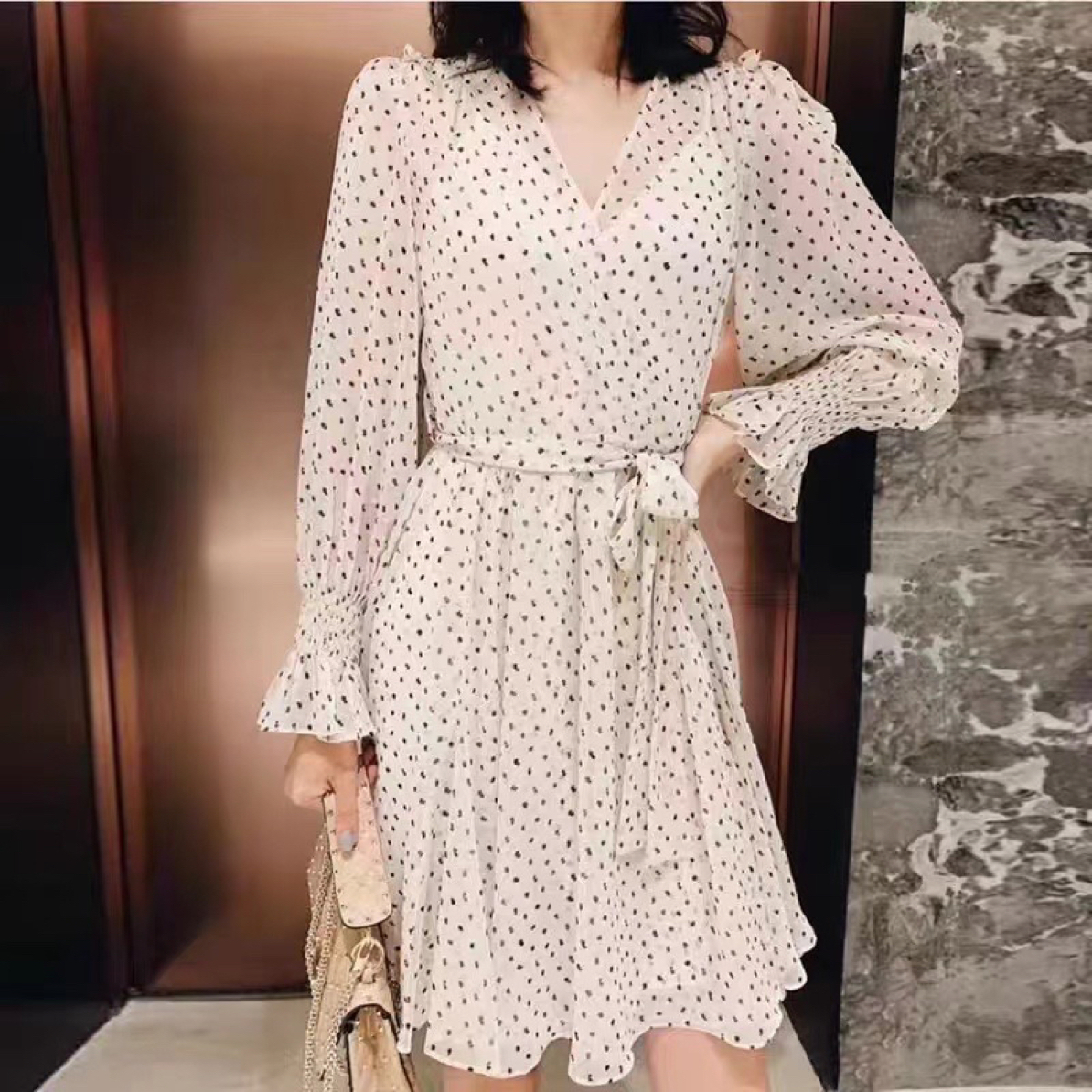 不支持退换 2折 清仓 5500334 时尚显瘦高级连衣裙