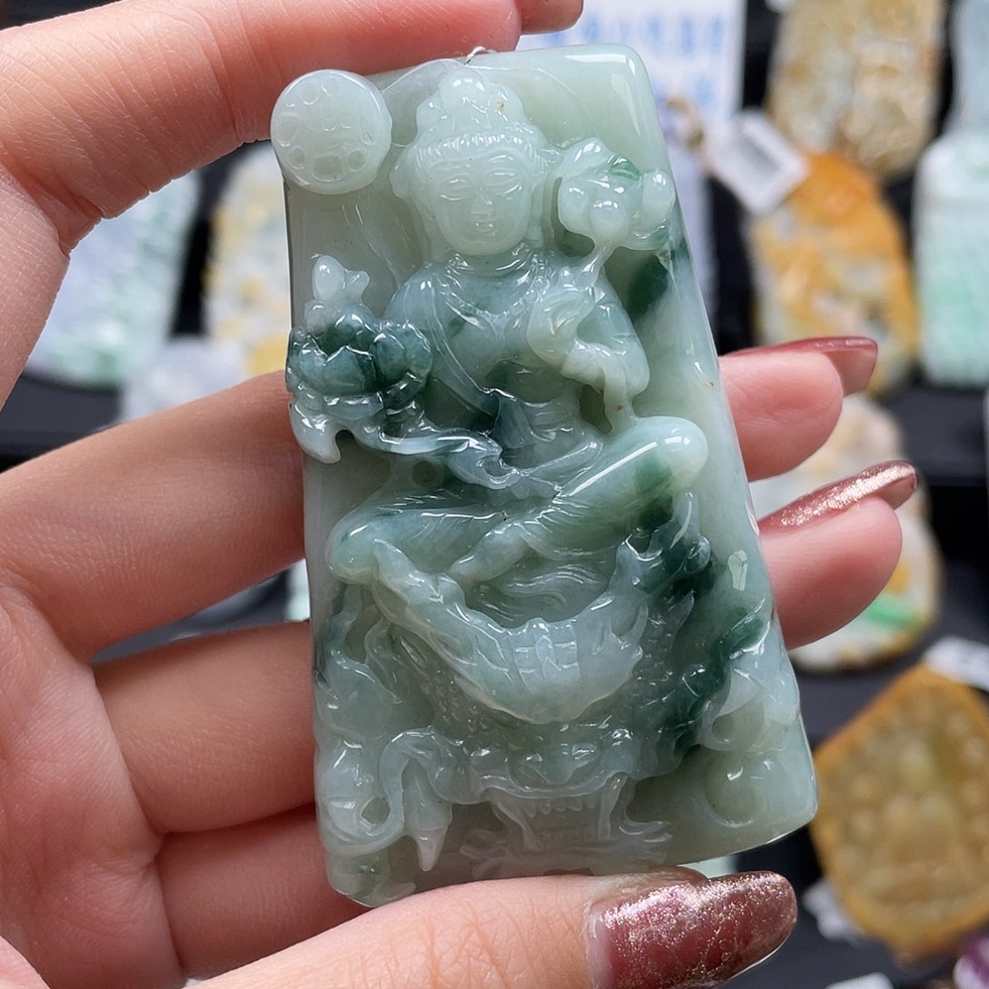 翡翠吊坠(不含链)未镶嵌