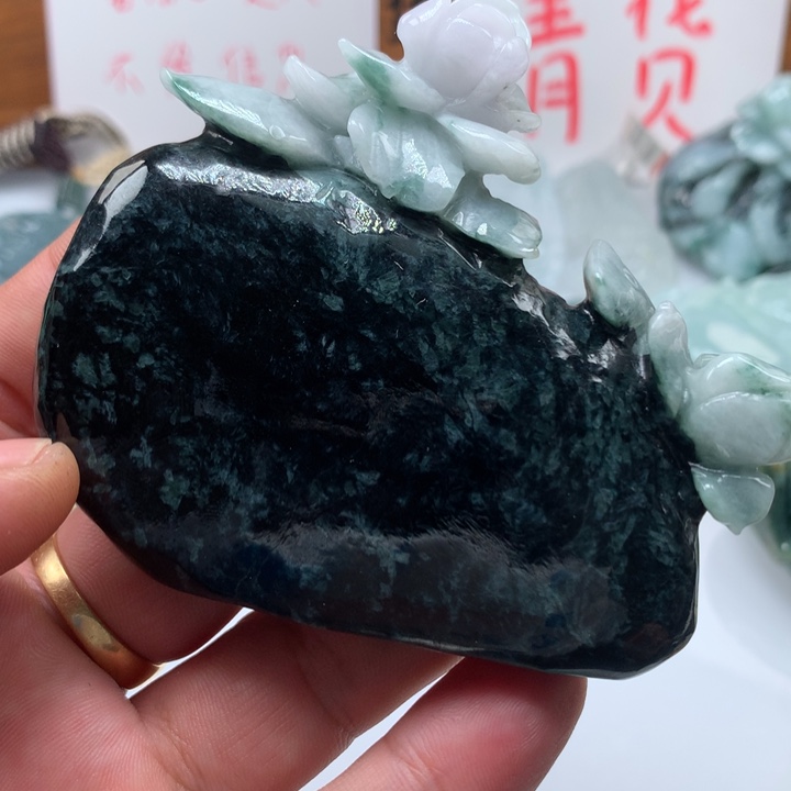 翡翠颈饰未镶嵌保真天然a货翡翠