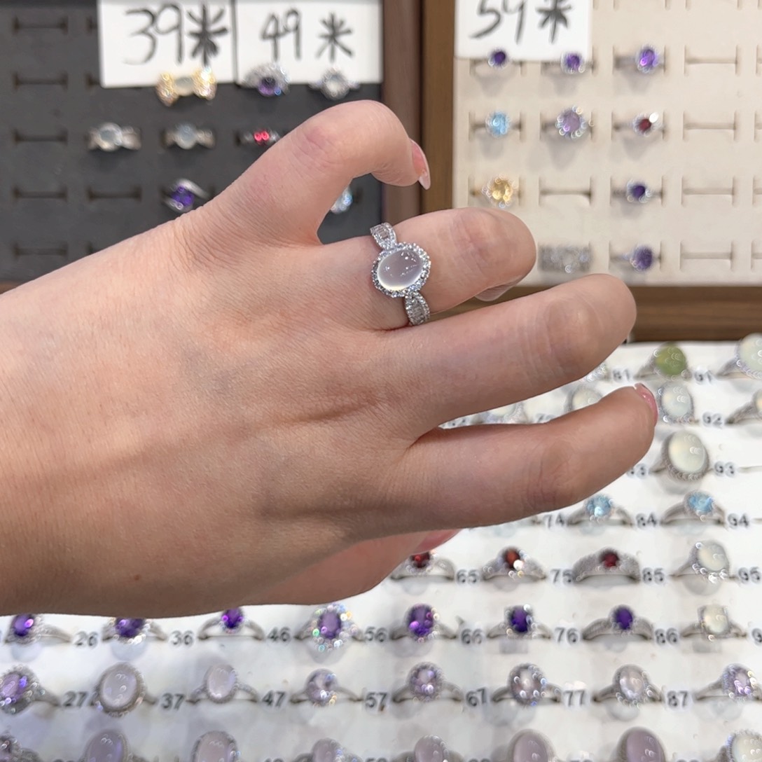 银S925镶嵌岫玉戒指J****?