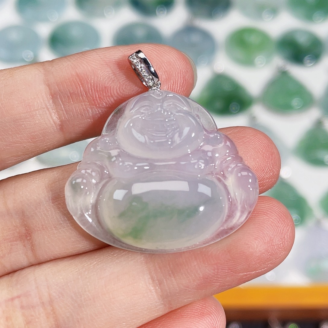 颈饰18K金镶嵌翡翠吊坠