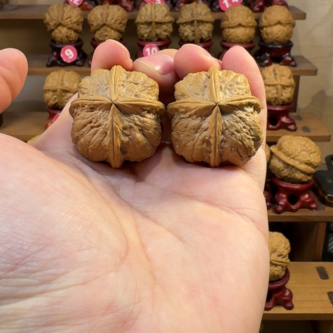 铁核桃把件恶魔炸四