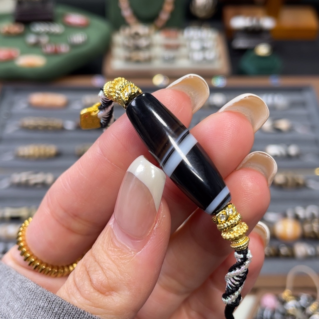 玛瑙/玉髓未镶嵌珠宝半成品