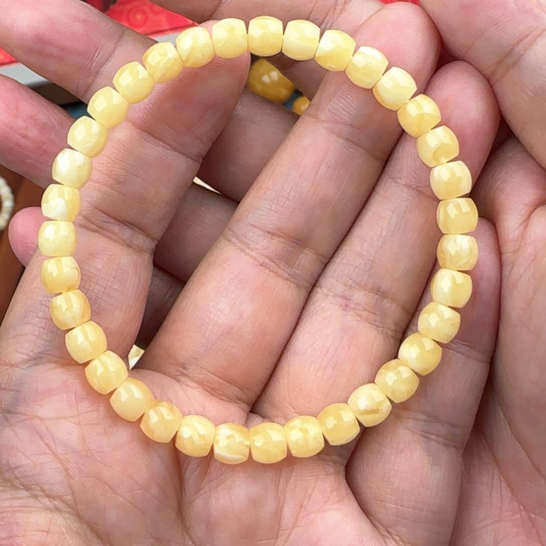 琥珀手链未镶嵌6咪