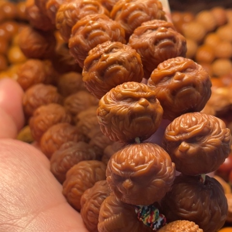 手串猴头核桃小***?舞台