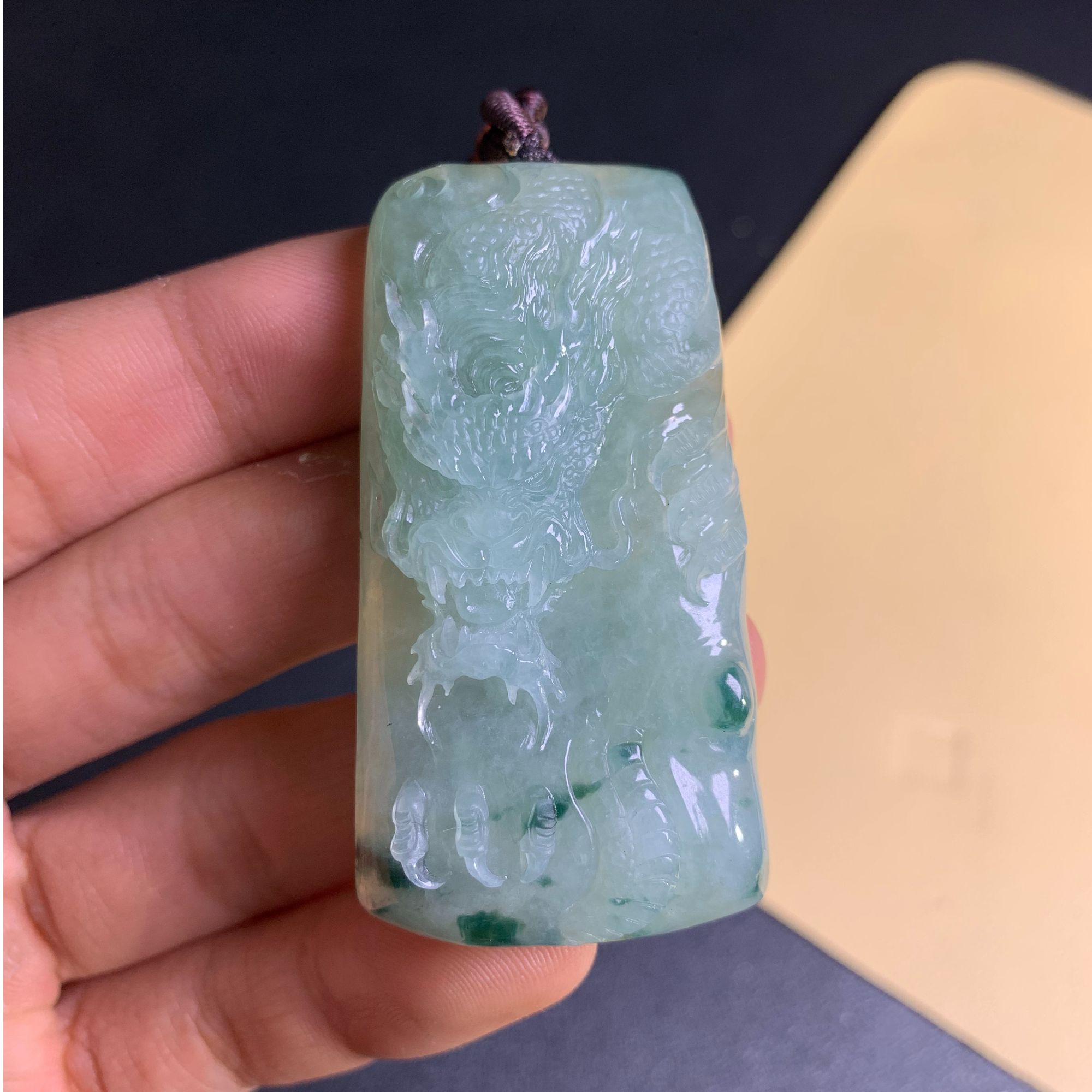 晴绿飘花霸气龙吊坠，天然缅甸a货翡翠(手工精修工厂直营品质保真）