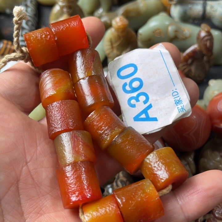 玛瑙/玉髓颈饰未镶嵌