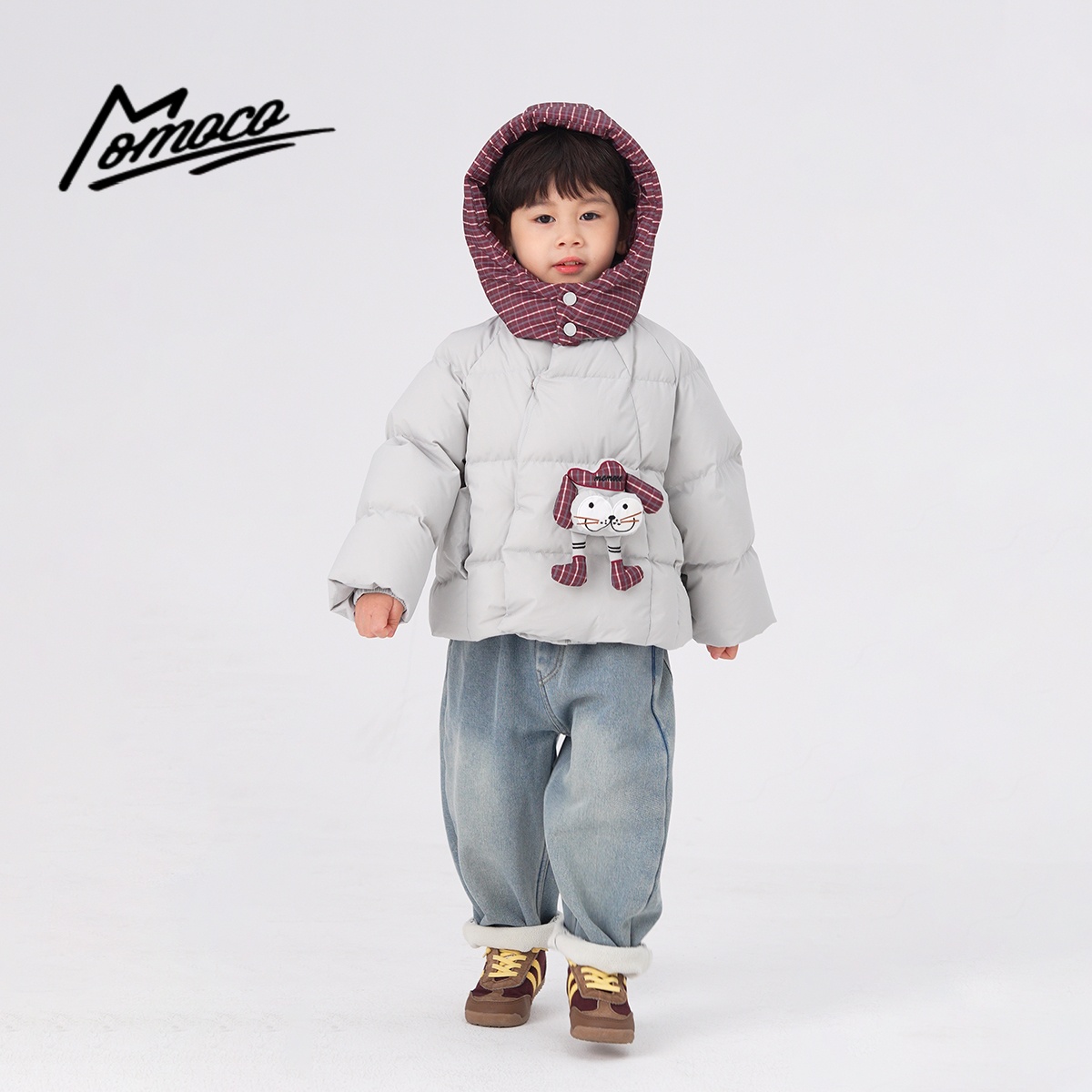 MOMOCO男童冬季新款潮流时尚玩偶羽绒服77430102023