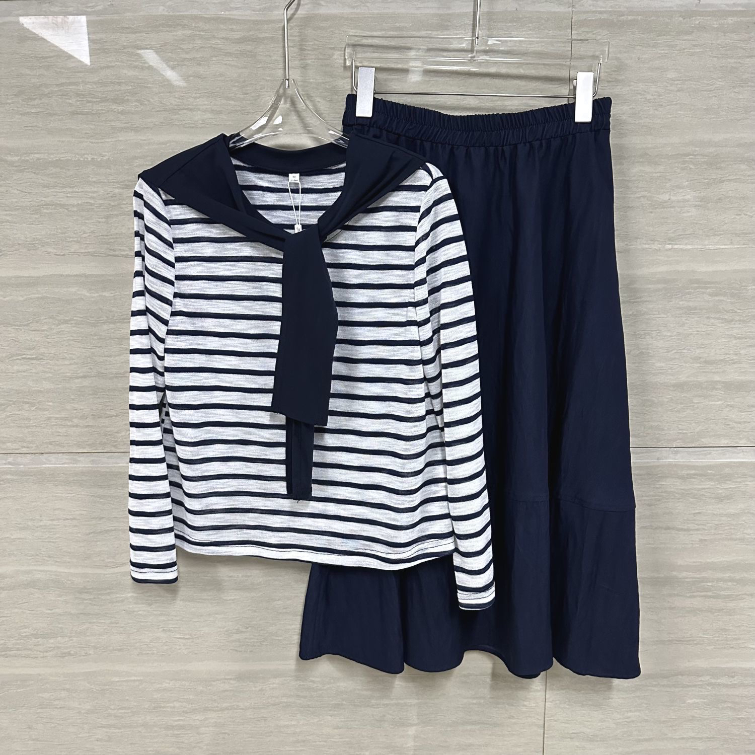 条纹披肩三件套9902