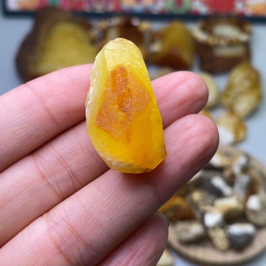 刘***霆定制琥珀天然蜜蜡乌料