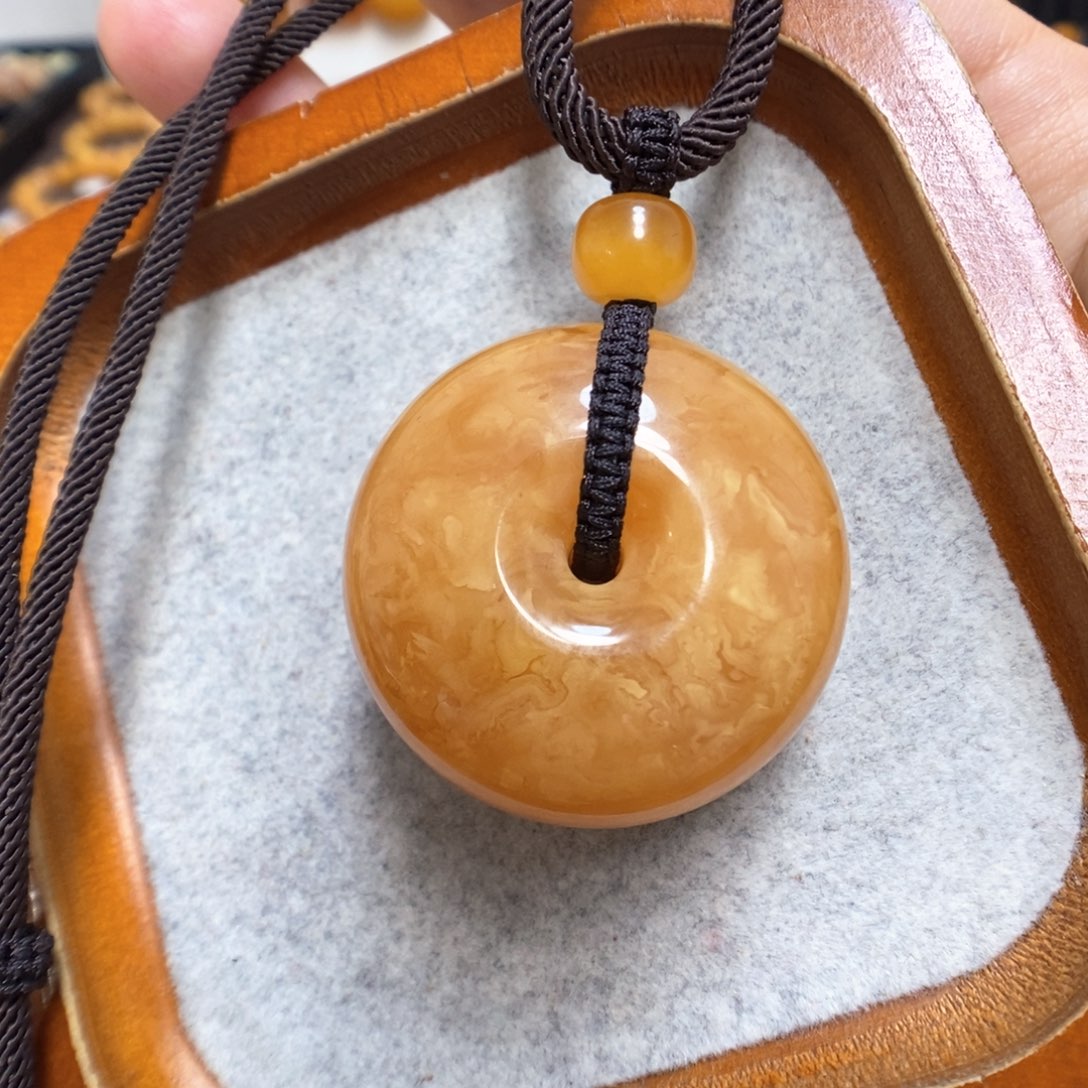 蜜蜡颈饰未镶嵌蜜蜡
