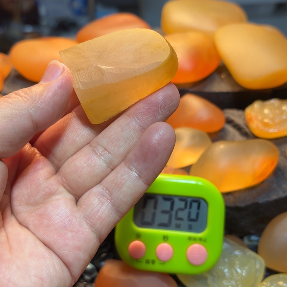 大***石石英岩玉未镶嵌裸石