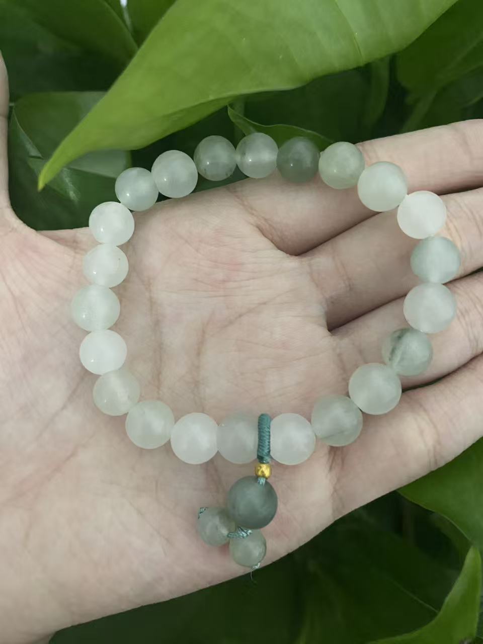 天山翠流苏手串8mm