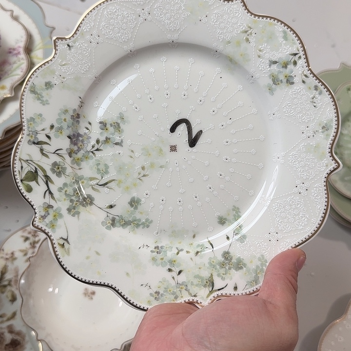 瓷8.5寸点心盘25米两个