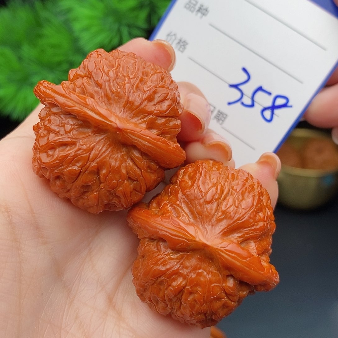 文玩核桃把件38血麒麟358