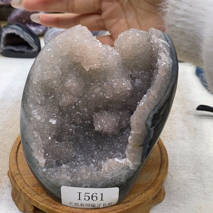 水晶大型摆件（非配饰）未镶嵌