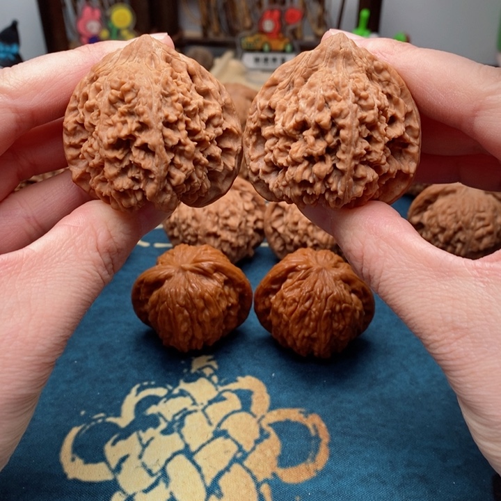 文玩核桃把件全品满天星43