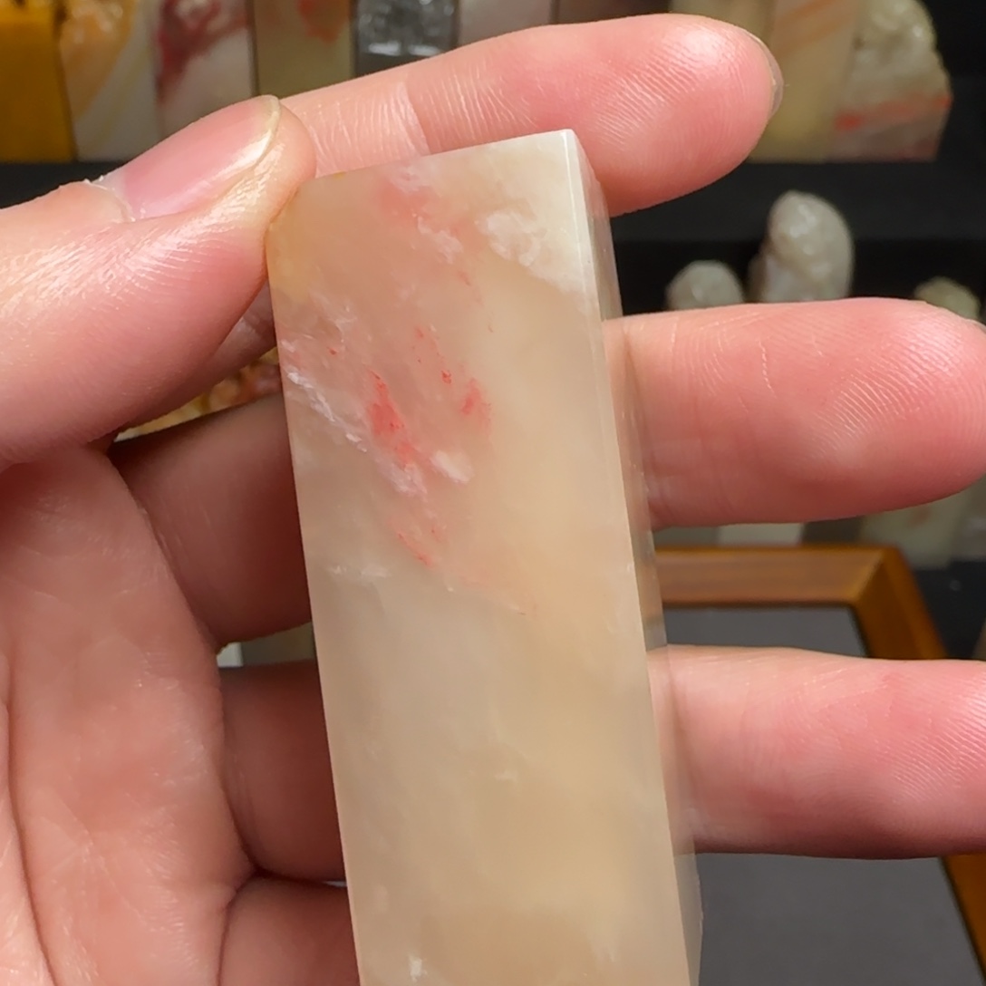 巴林石印石鸡血石