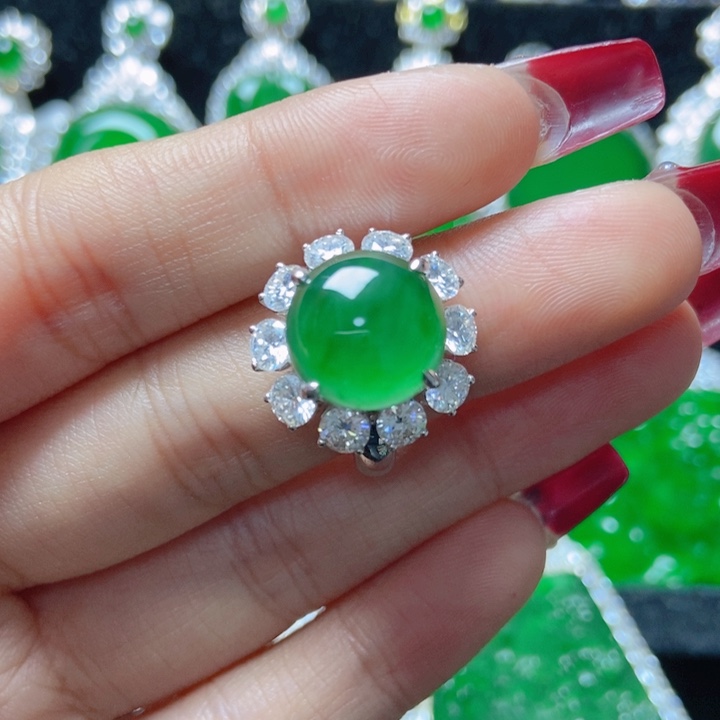 翡翠颈饰18K金镶嵌1857198。