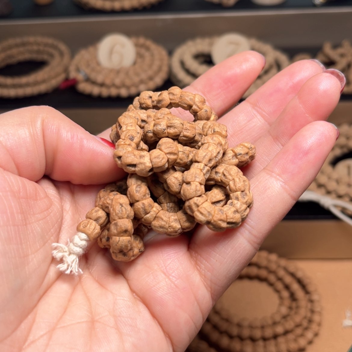 【闪购商品】柏香籽/百香籽吊坠