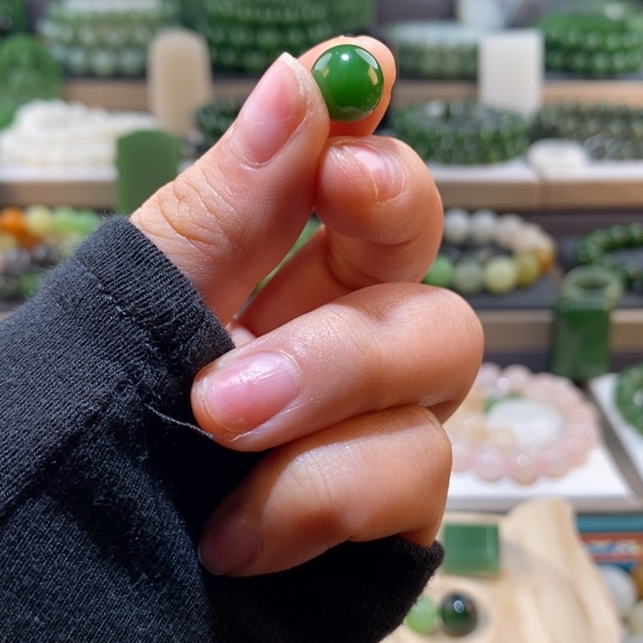 和田玉单珠未镶嵌咩*卡10阳绿单珠